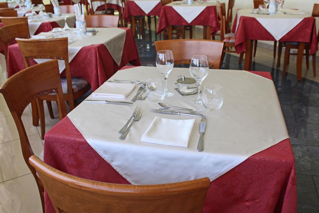 Hotel Delle Nazioni Milano Marittima Buitenkant foto