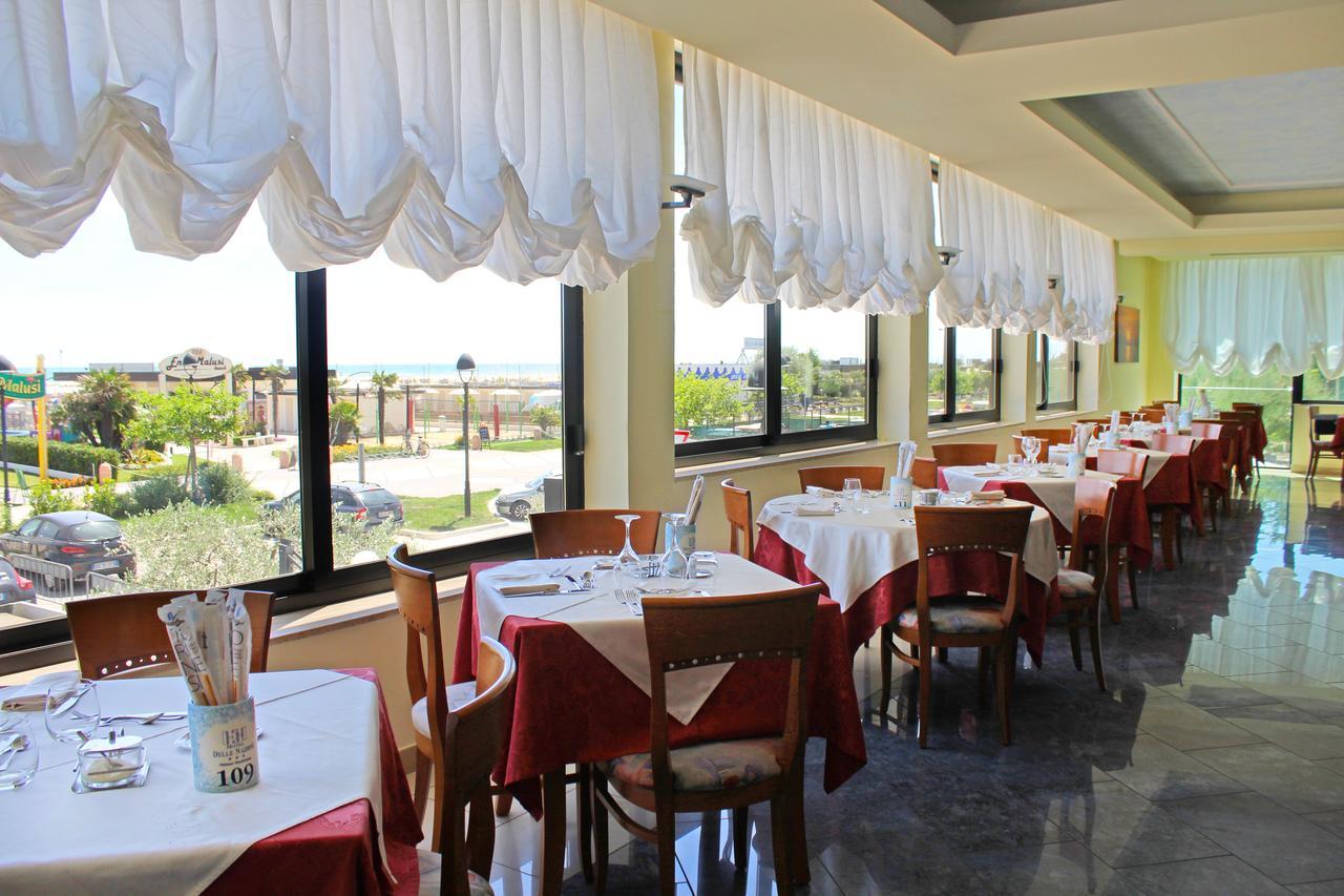 Hotel Delle Nazioni Milano Marittima Buitenkant foto